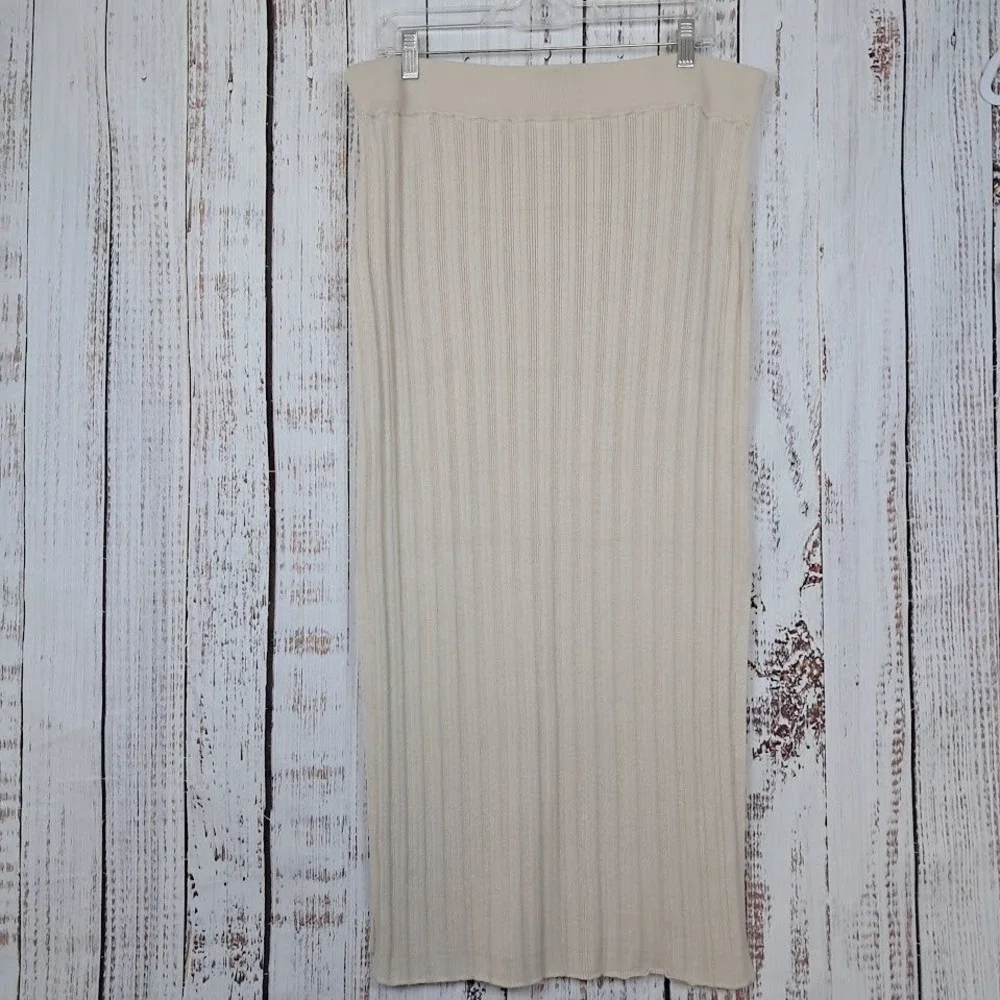 Abercrombie & Fitch XL Beige Ribbed Knit 2 Piece Midaxi Skirt and Crop Top Set - Picture 5 of 7